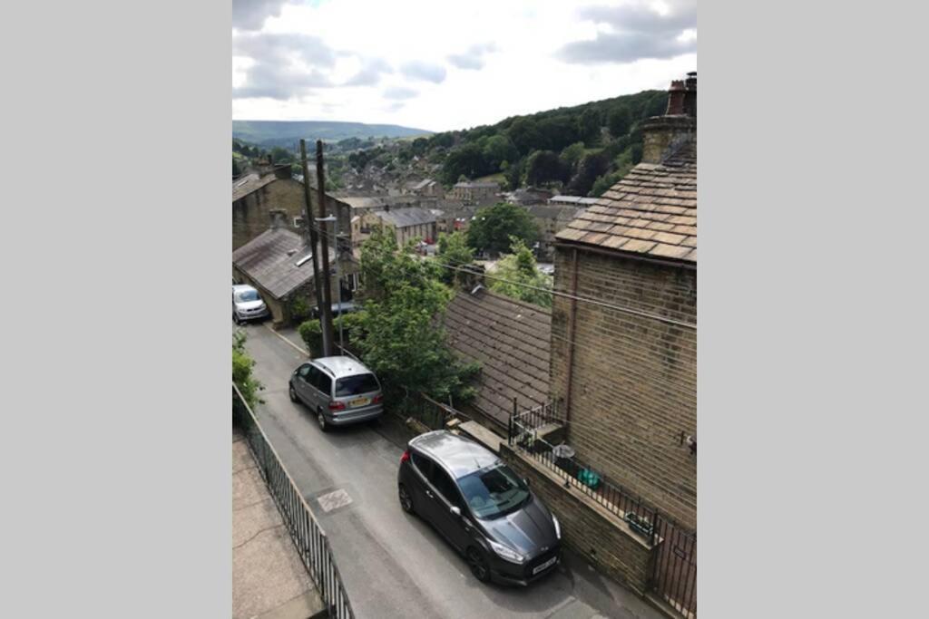 Back Holme Cottage Holmfirth Buitenkant foto
